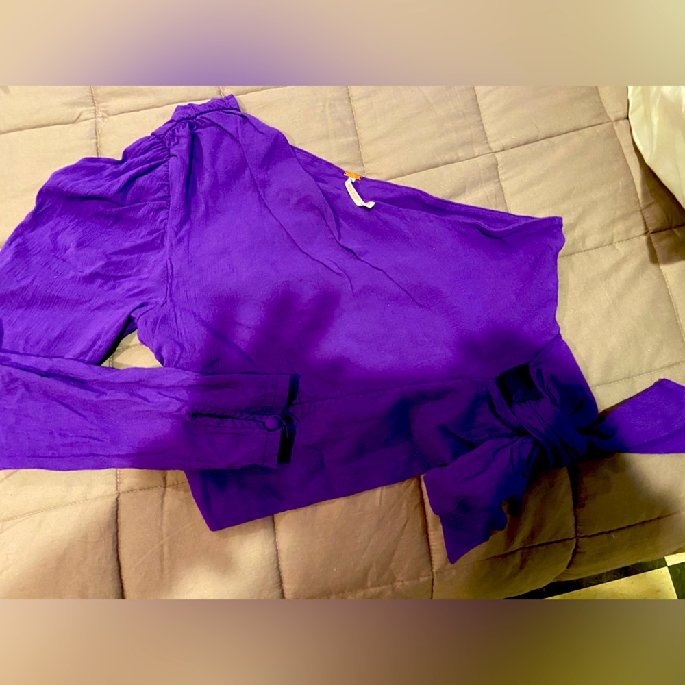 Free People Small Purple cropped one shoulder top - Picture 1 of 3
